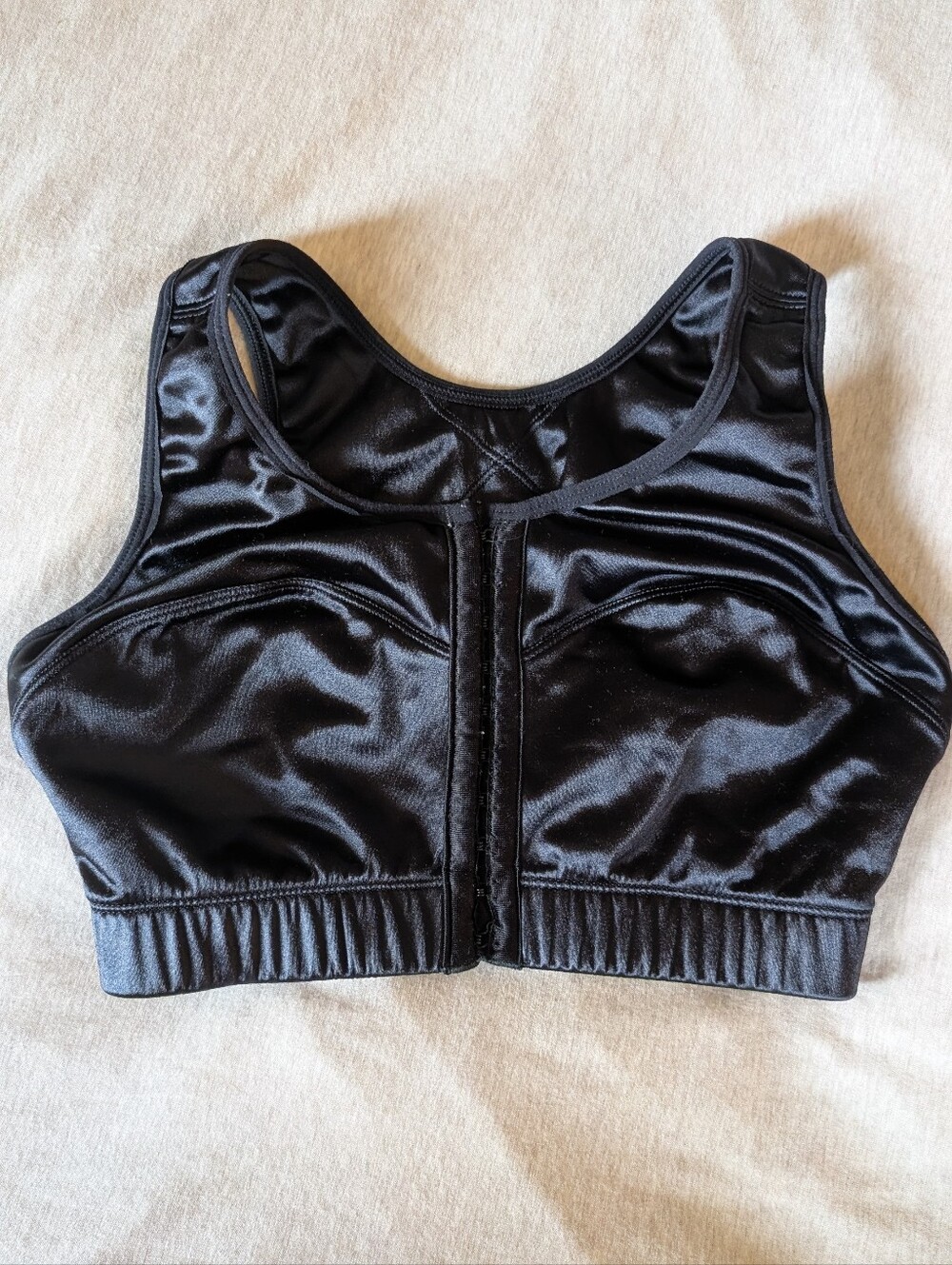 ENELL Black Sports Bra - High Support For Well Endowed Busts